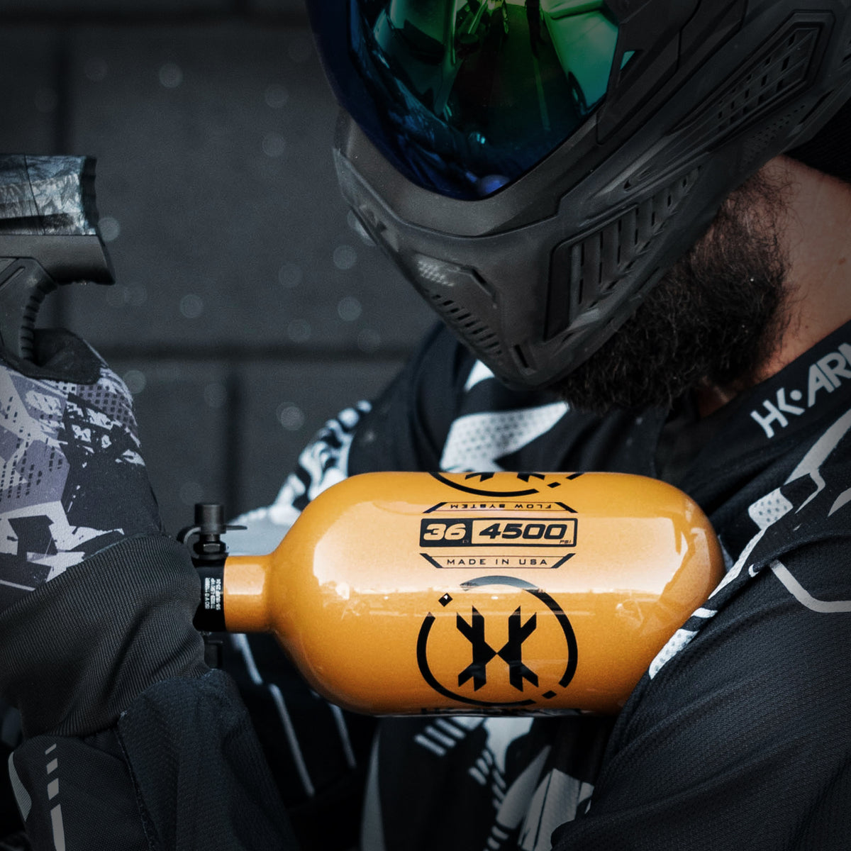 36ci / 4500psi Extra Lite Carbon Fiber Tank - Standard Reg - Icon Gold