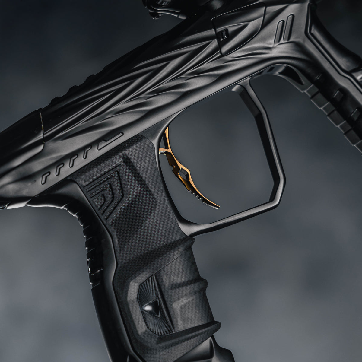 Grim - Double Trigger - Gold (Fits Luxe Idol)