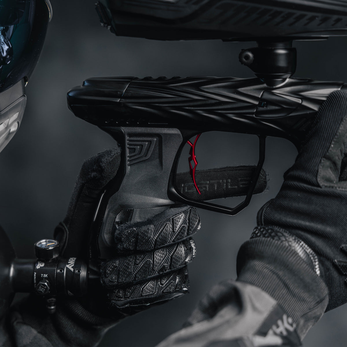 Grim - Double Trigger - Red (Fits Luxe Idol)