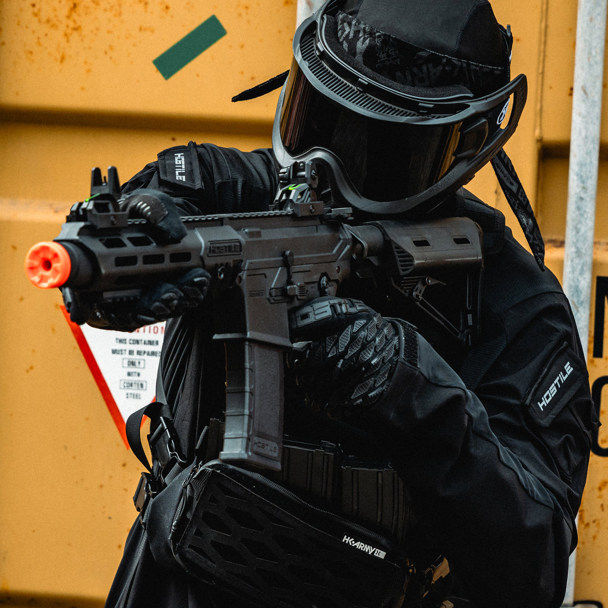 Hostile AEG Kit - RAZE CARBINE + Battery/Charger
