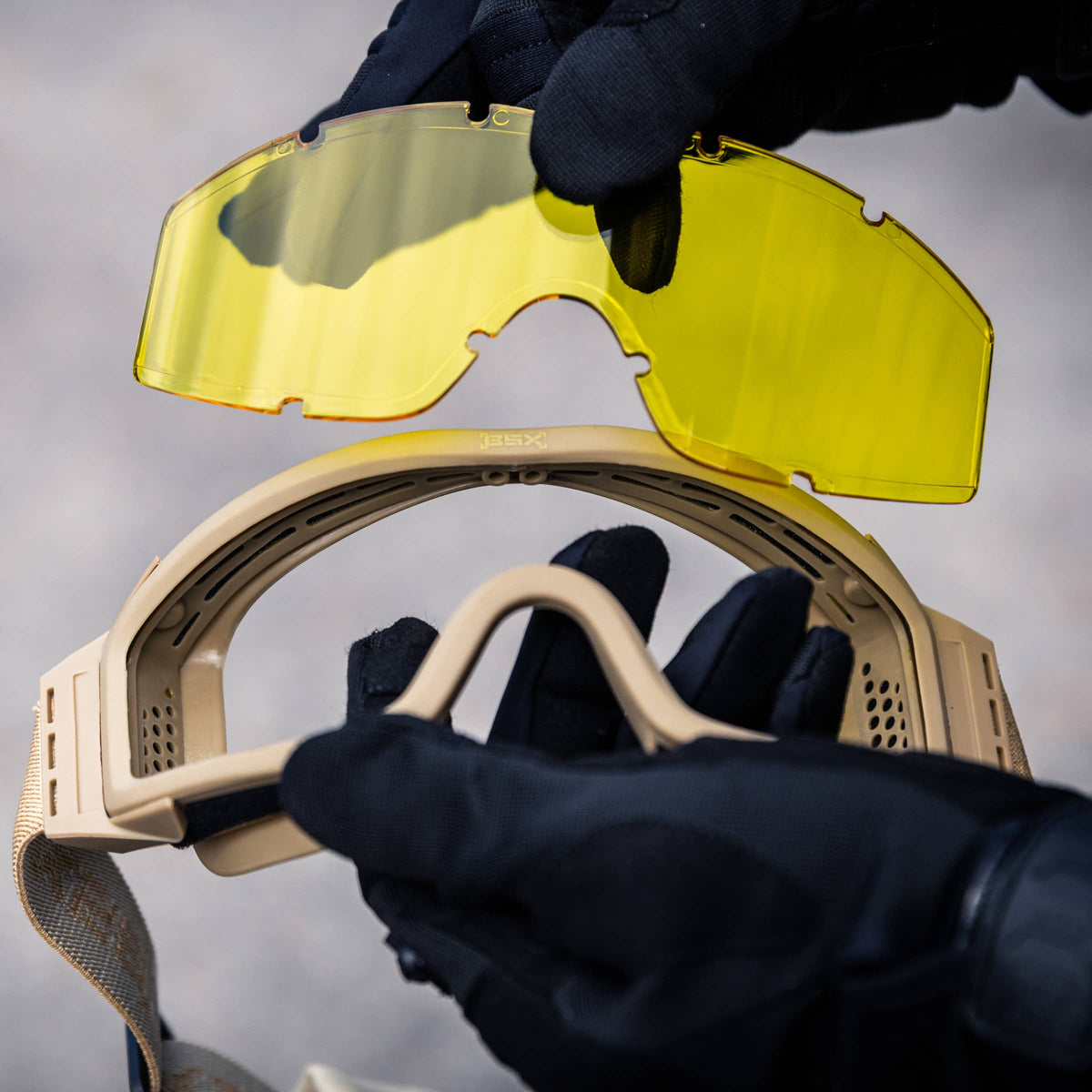 BSX Tango Goggle - Standard w/ Multiple Lenses - Tan