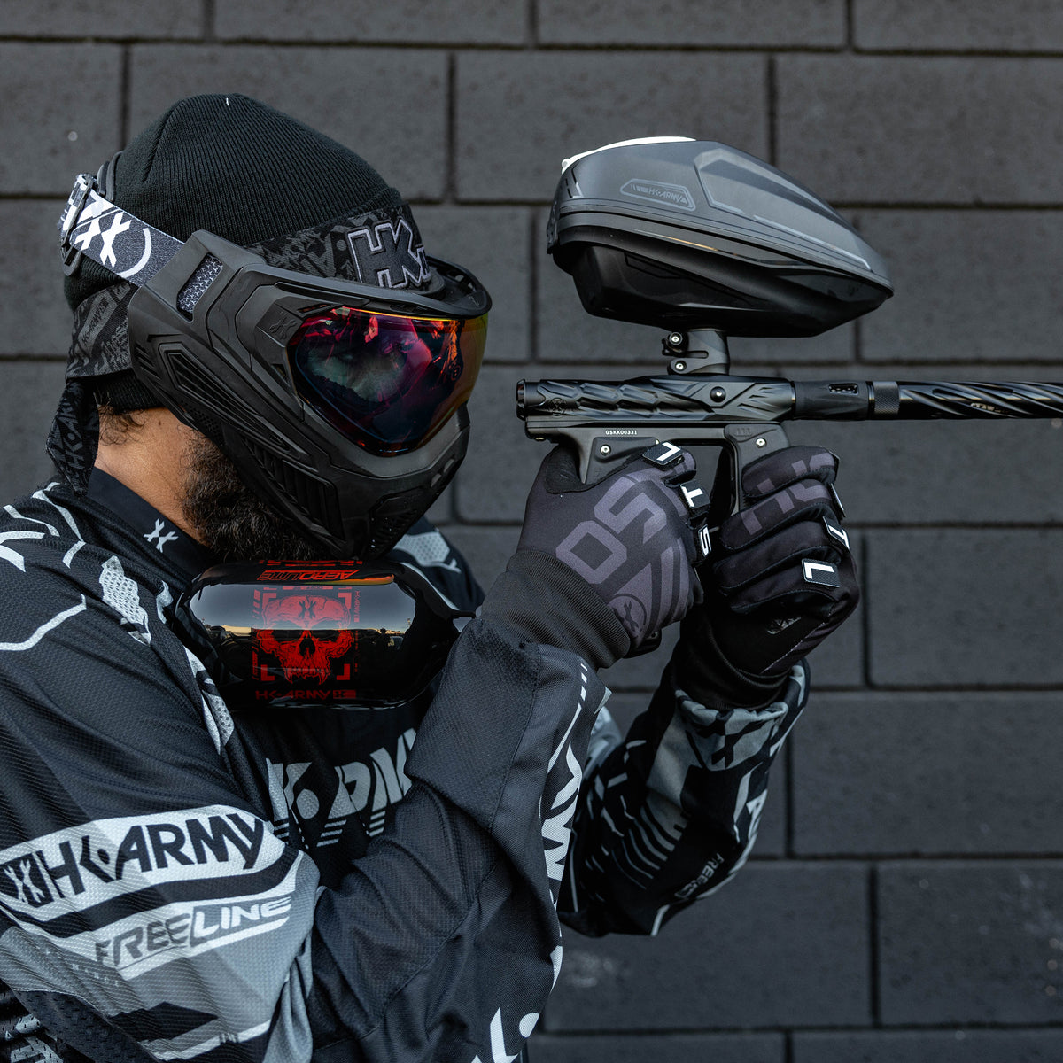 36ci / 4500psi Extra Lite Carbon Fiber Tank - Standard Reg - Doom Black/Red