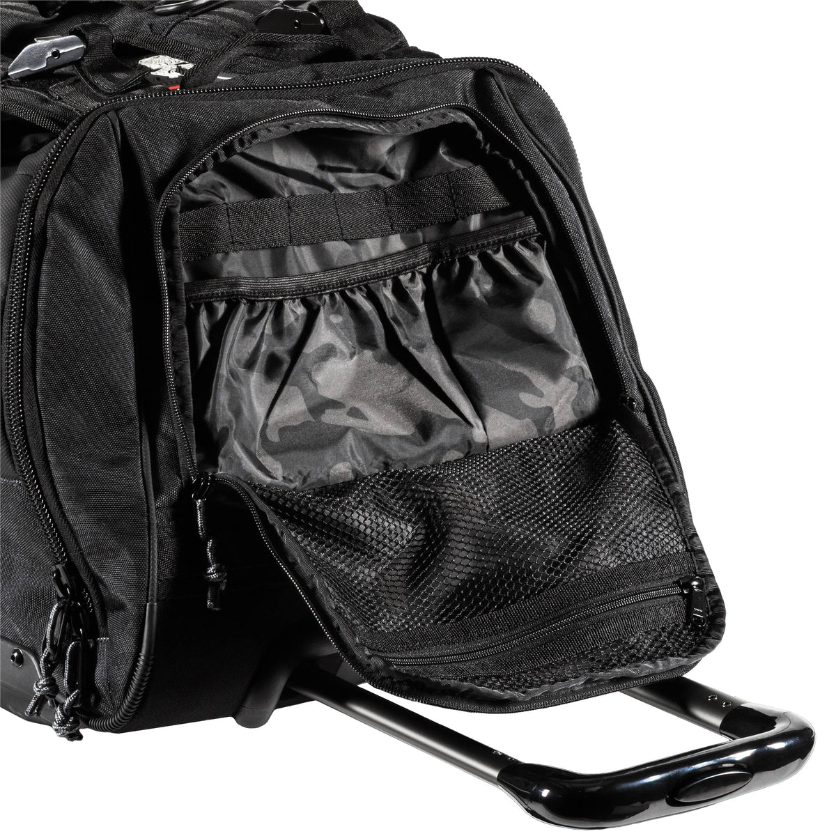 Division One Medium Roller Gear Bag (77L)