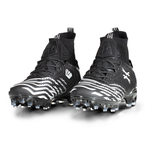 LT Diggerz_X1 - Low Top Cleats - Black/White
