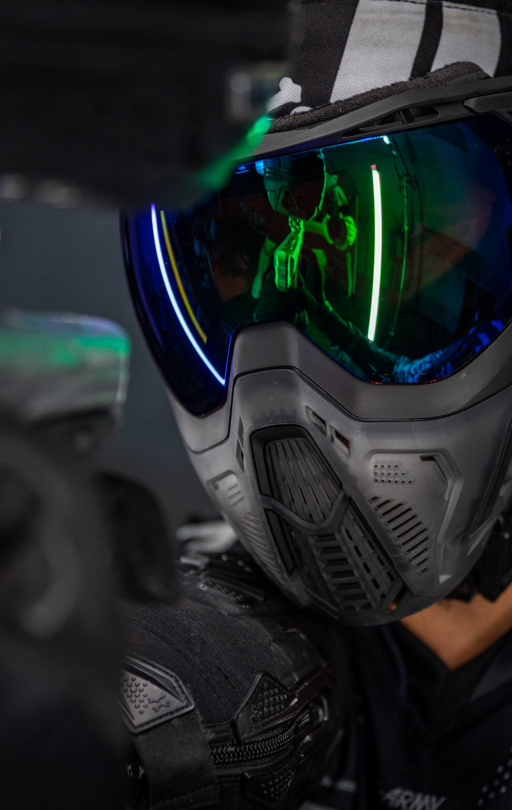 SLR Currant Goggle - Arctic Lens.