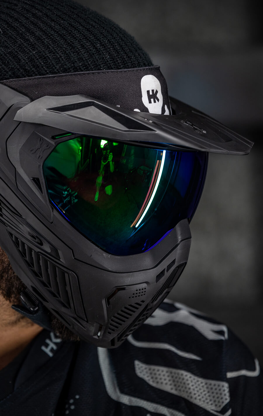 Quest SLR Goggle with Aurora Green Lens and Universal Black Visor. Visor not included.
